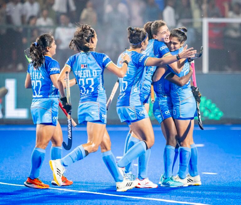 Women_Hockey_Champion_Trophy